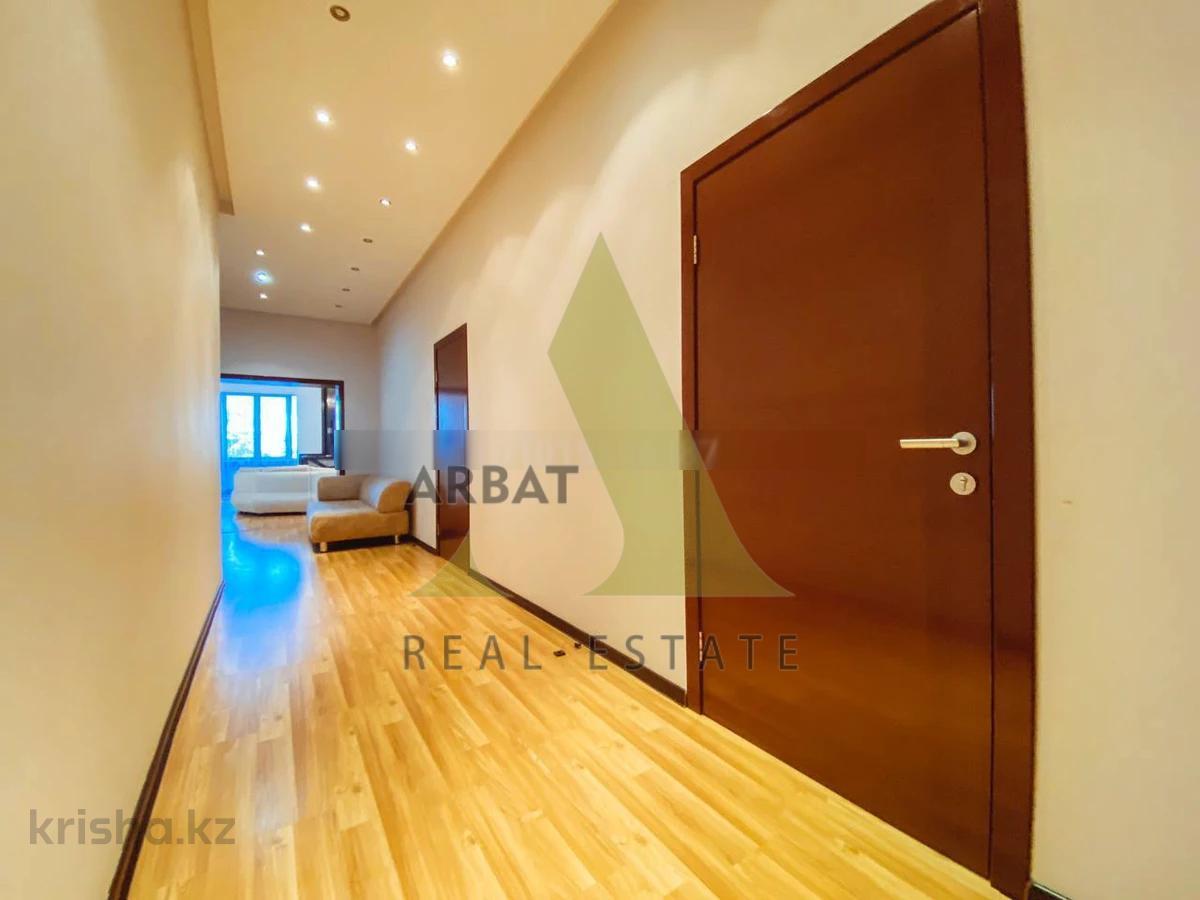 Фото Квартира, 4 комн, 200 м², 2/5 эт., 2010 г.п.