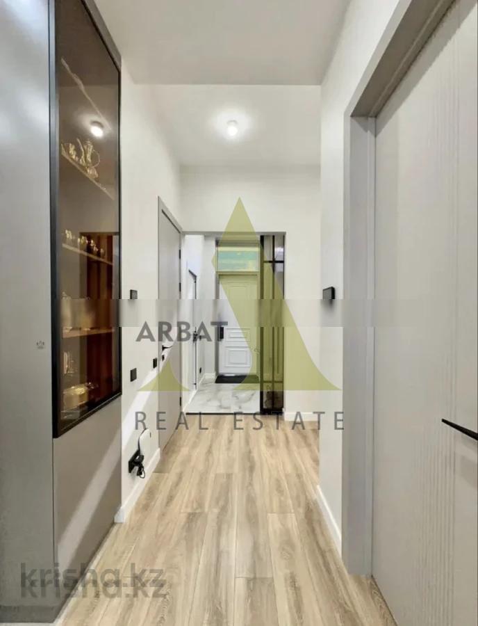 Фото Квартира, 5 комн, 160 м², 2 эт.