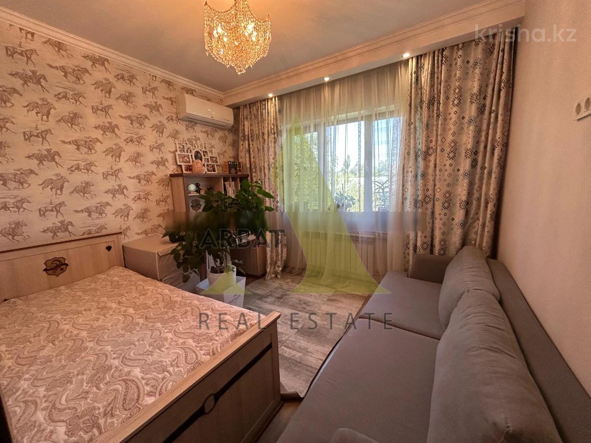 Фото Квартира, 4 комн, 100 м², 6/8 эт., 1979 г.п.