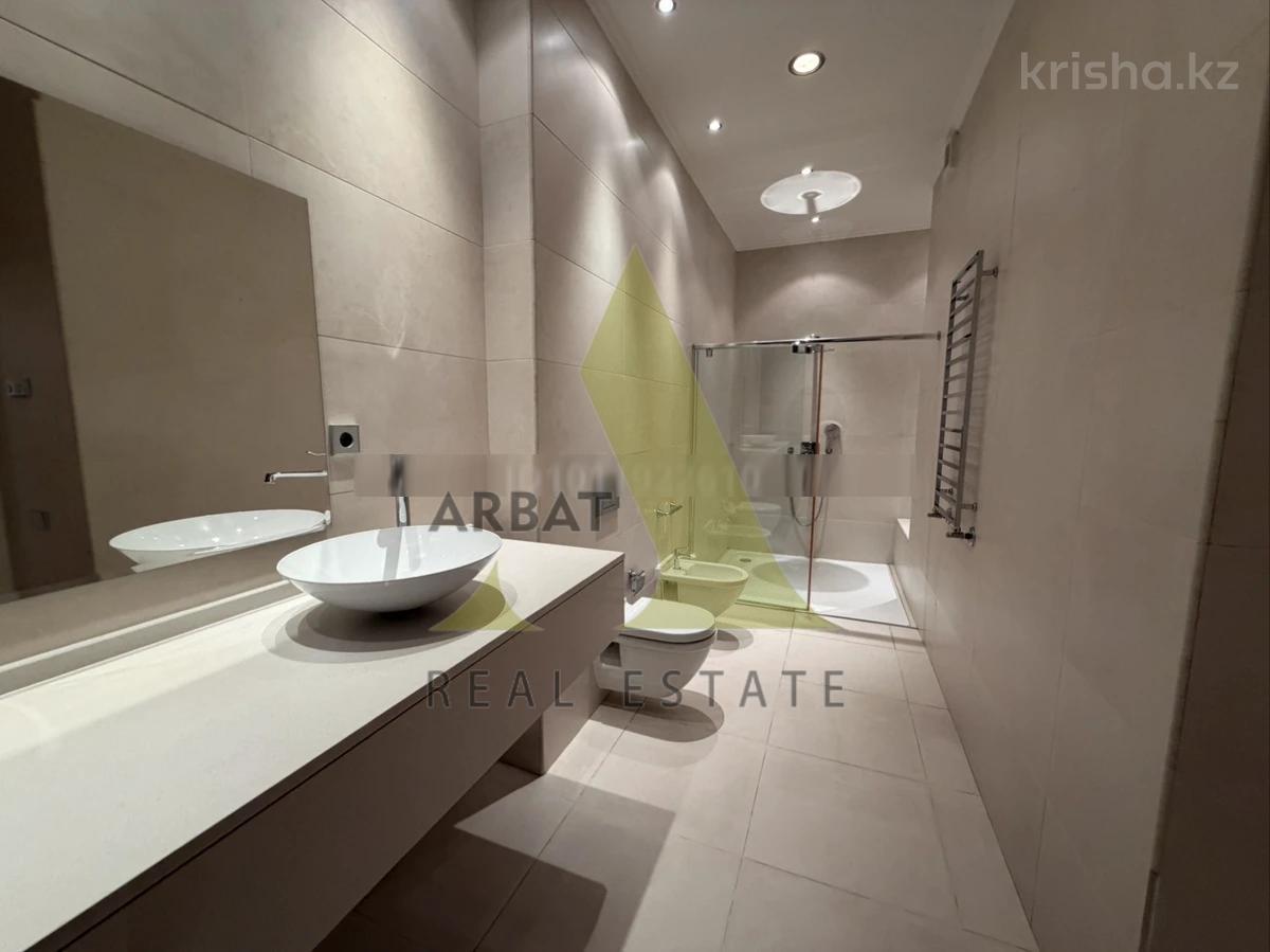 Фото Квартира, 6 комн, 423 м², 3/4 эт., 2009 г.п.