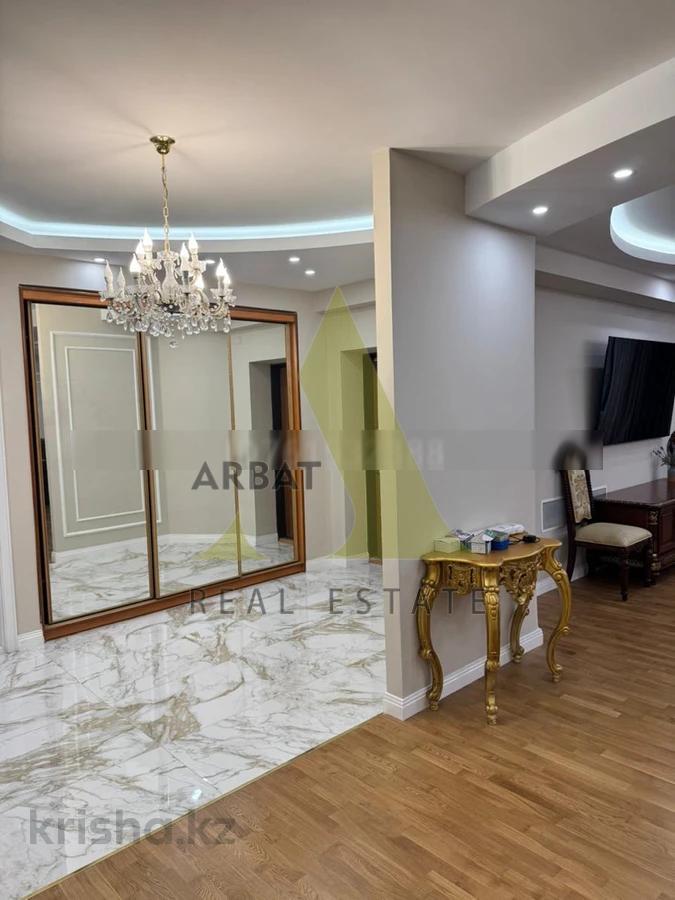 Фото Квартира, 4 комн, 185 м², 4/5 эт.