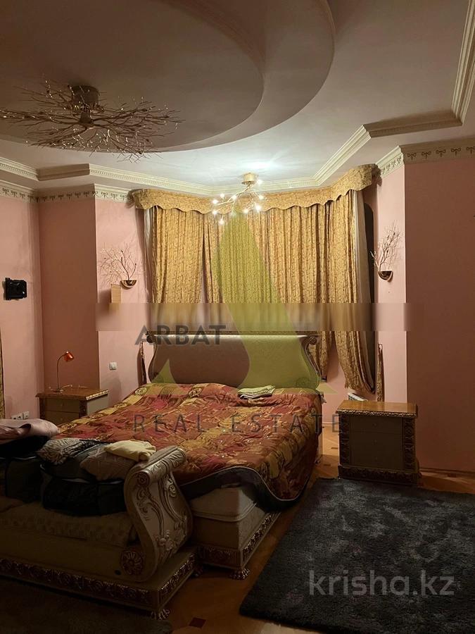 Фото Отдельный дом, 10 комн, 680м²