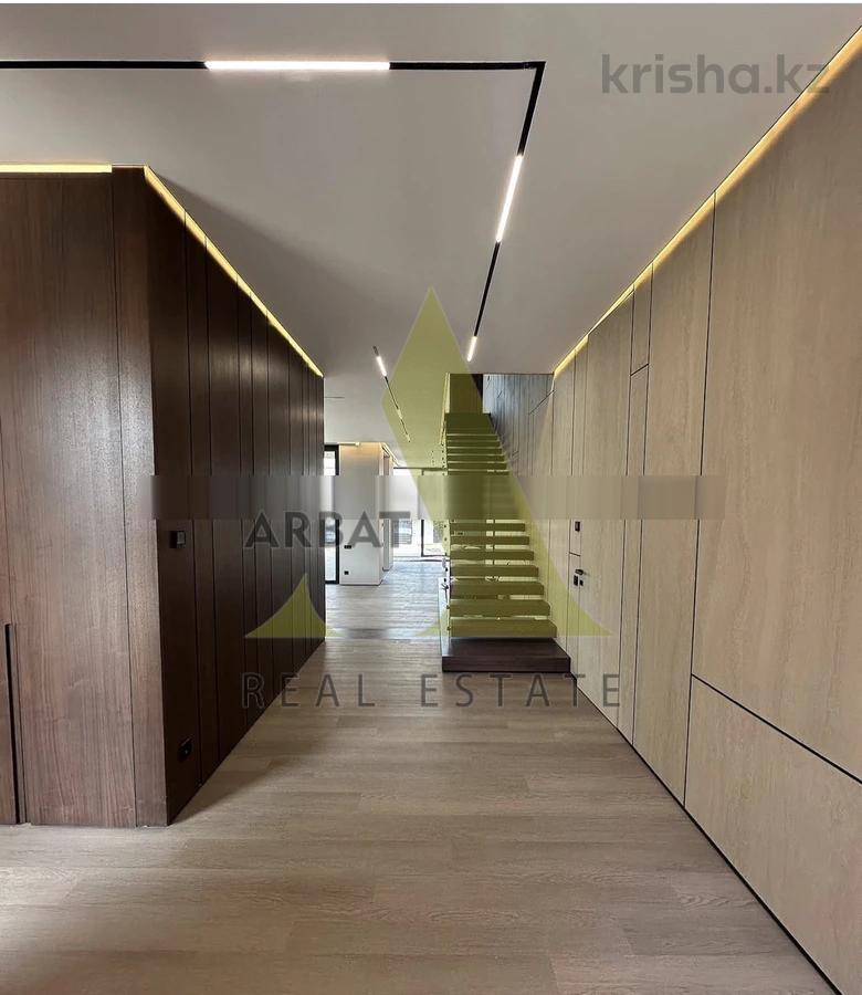 Фото Отдельный дом, 6 комн, 650м²