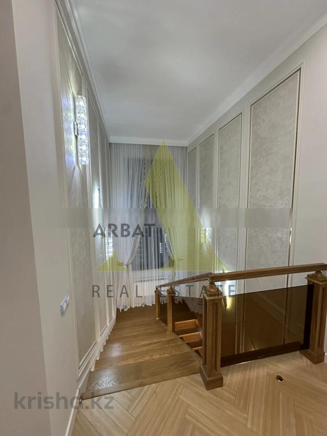 Фото Отдельный дом, 9 комн, 575м²