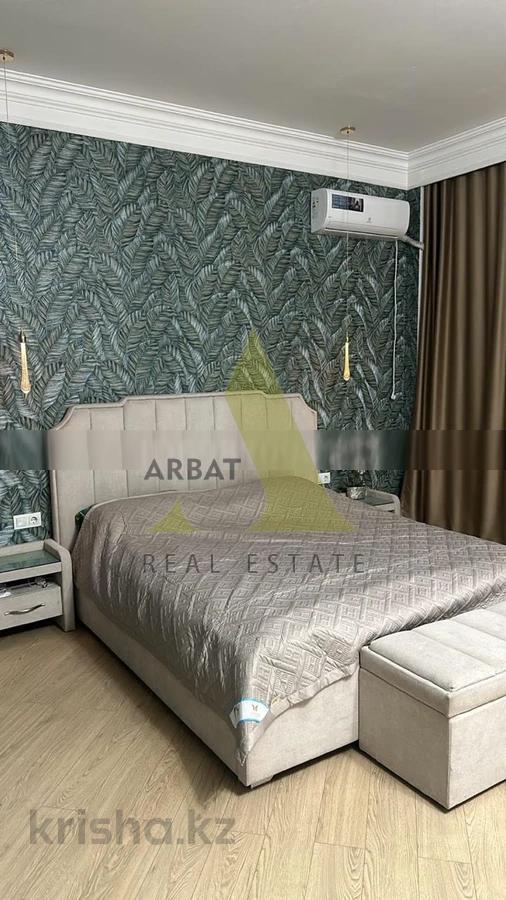 Фото Квартира, 4 комн, 170 м², 2/7 эт.