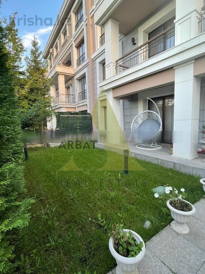 Фото Квартира, 5 комн, 220 м², 2 эт., 2007 г.п.