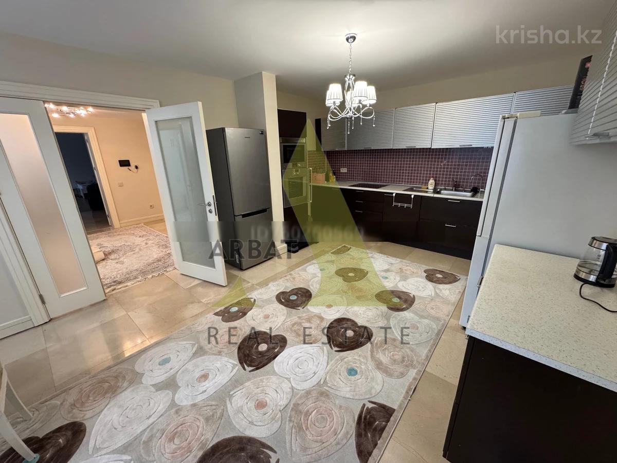 Фото Квартира, 5 комн, 220 м², 2 эт.