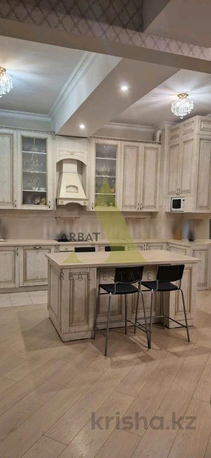 Фото Квартира, 4 комн, 200 м², 6/9 эт., 2017 г.п.