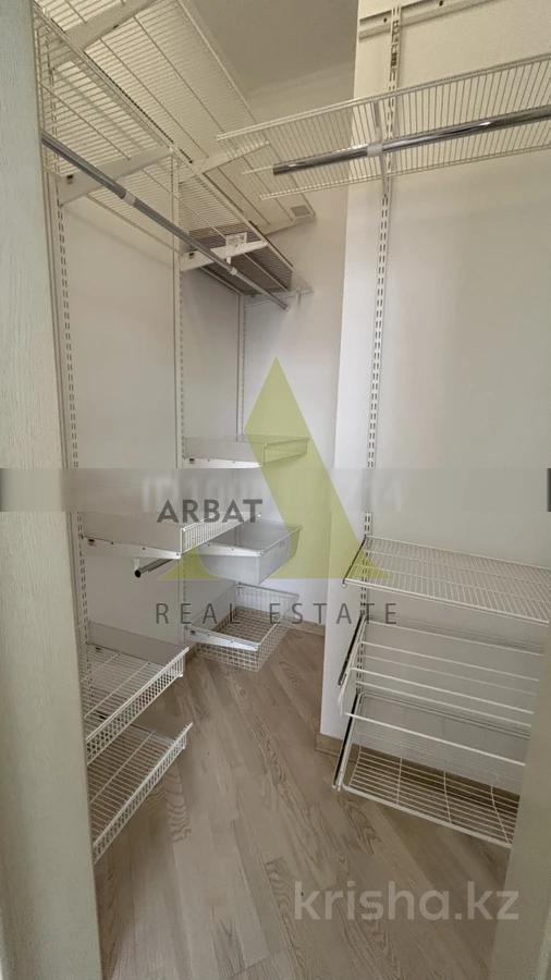 Фото Квартира, 4 комн, 165 м², 7/7 эт.