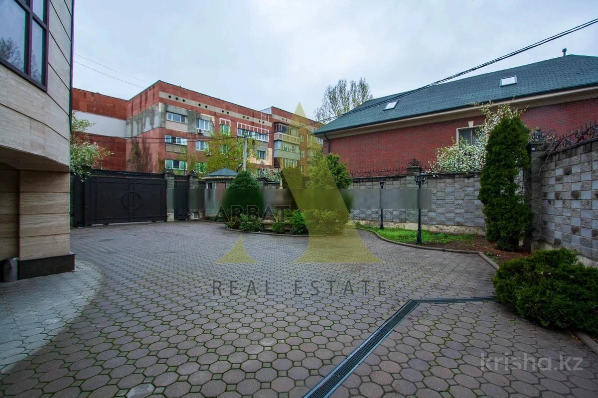 Фото Отдельный дом, 7 комн, 600м²