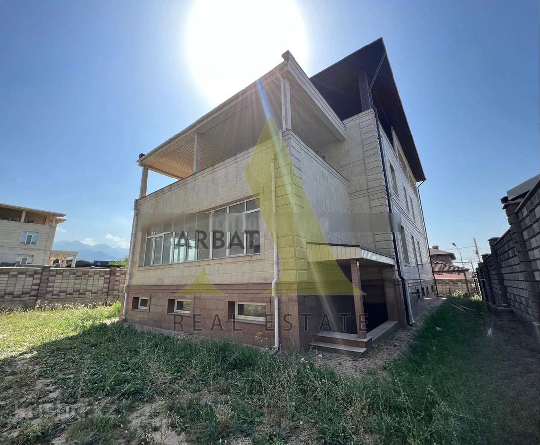 Фото Отдельный дом, 10 комн, 750м²