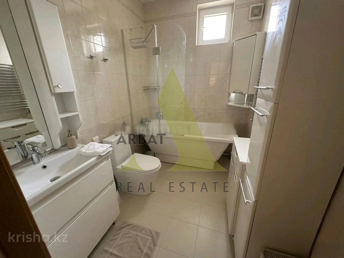 Фото Отдельный дом, 12 комн, 700м²