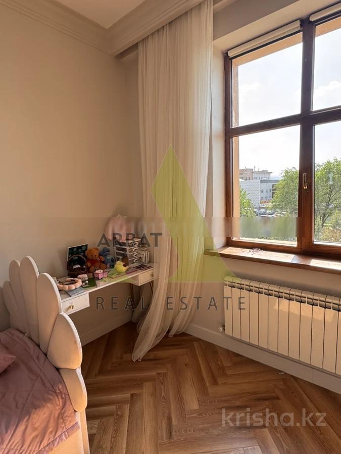 Фото Квартира, 3 комн, 131.5 м², 3/6 эт., 2016 г.п.