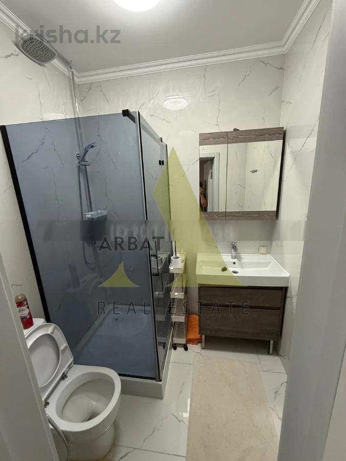 Фото Квартира, 5 комн, 270 м², 1/3 эт., 2007 г.п.