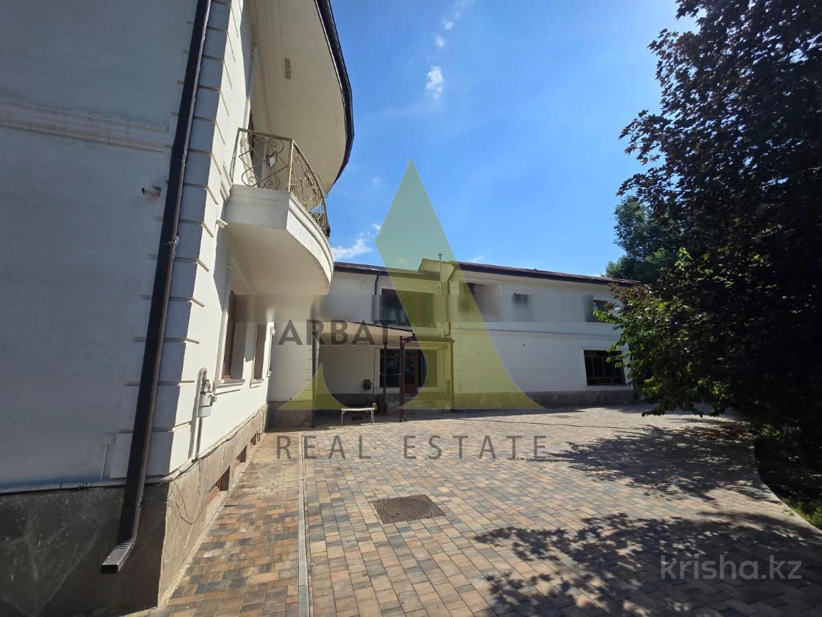 Фото Отдельный дом, 10 комн, 600м²