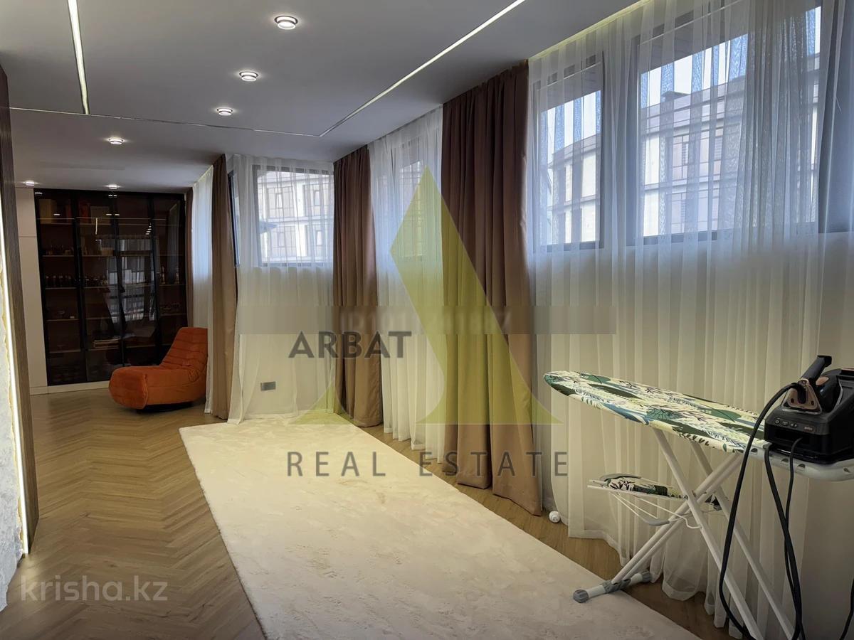 Фото Квартира, 4 комн, 230 м², 4/4 эт., 2023 г.п.