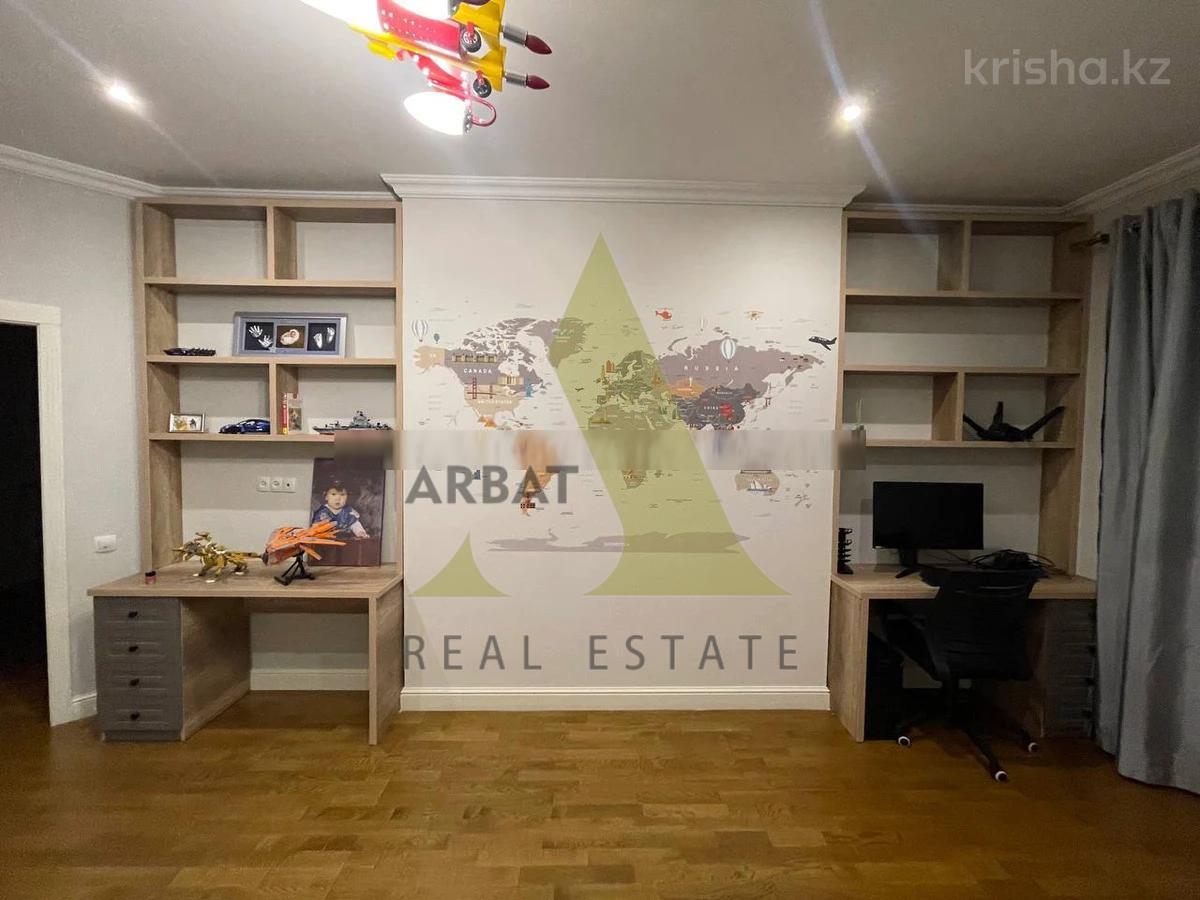 Фото Квартира, 8 комн, 433 м², 3/4 эт., 2011 г.п.