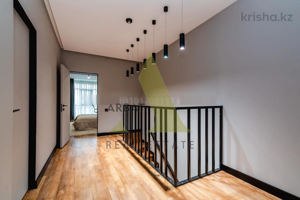 Фото Отдельный дом, 5 комн, 240м²