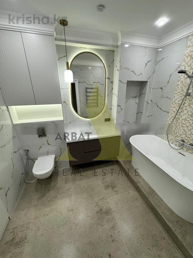Фото Квартира, 3 комн, 145.3 м², 4/7 эт., 2017 г.п.
