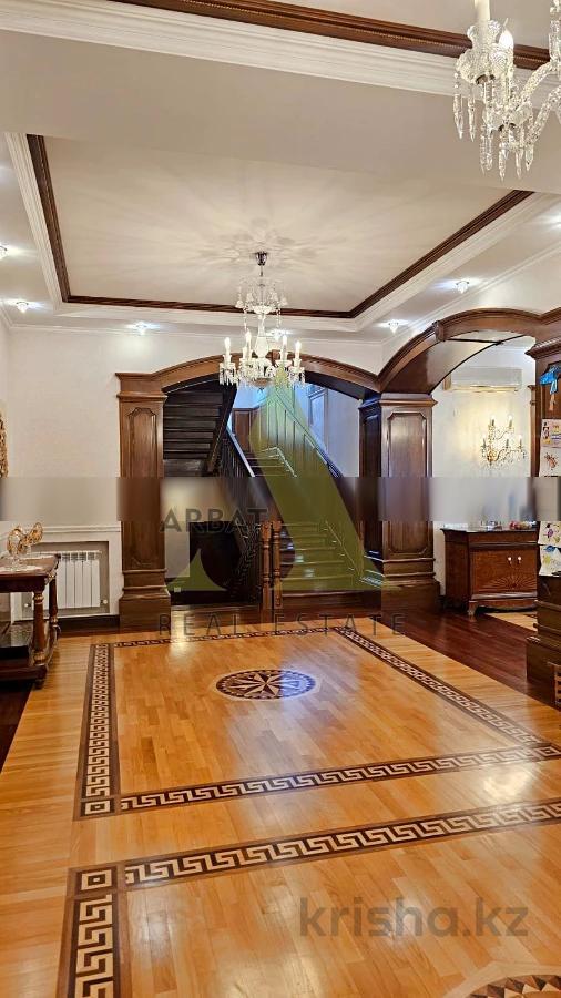 Фото Отдельный дом, 8 комн, 940м²