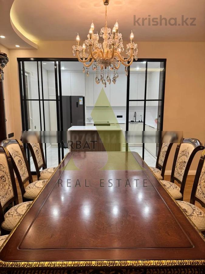 Фото Квартира, 4 комн, 185 м², 4/5 эт.
