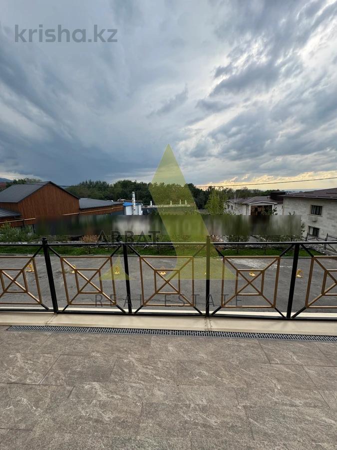 Фото Квартира, 4 комн, 190 м², 1 эт.