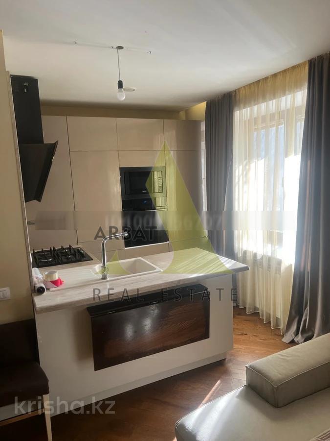Фото Квартира, 3 комн, 75 м², 1/4 эт.