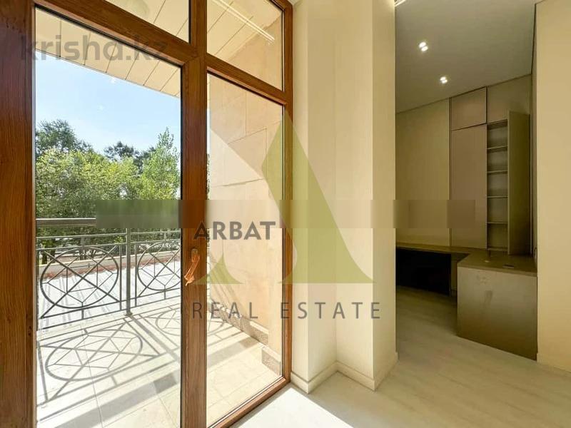 Фото Квартира, 3 комн, 123 м², 2/7 эт., 2016 г.п.