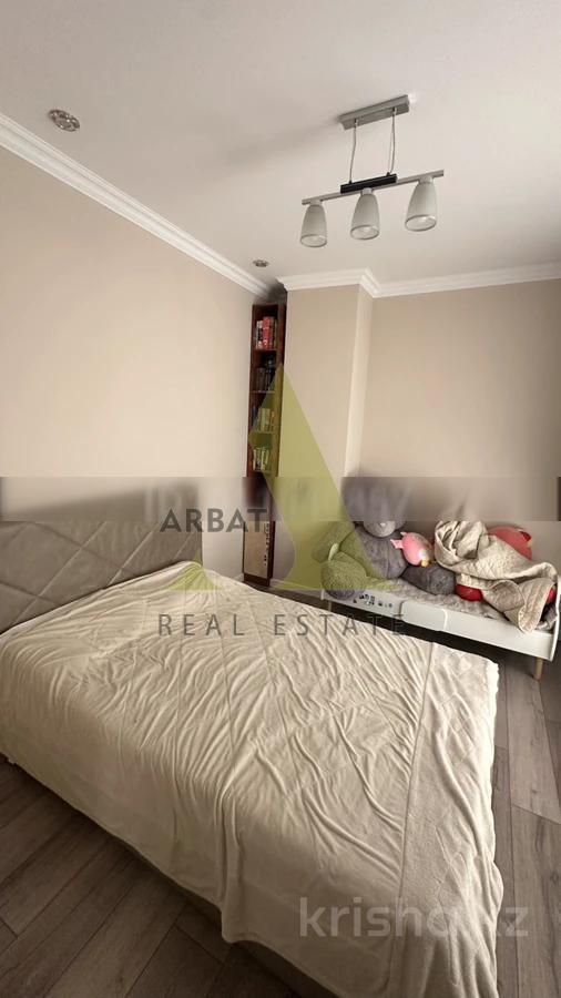Фото Квартира, 4 комн, 200 м², 1/12 эт.