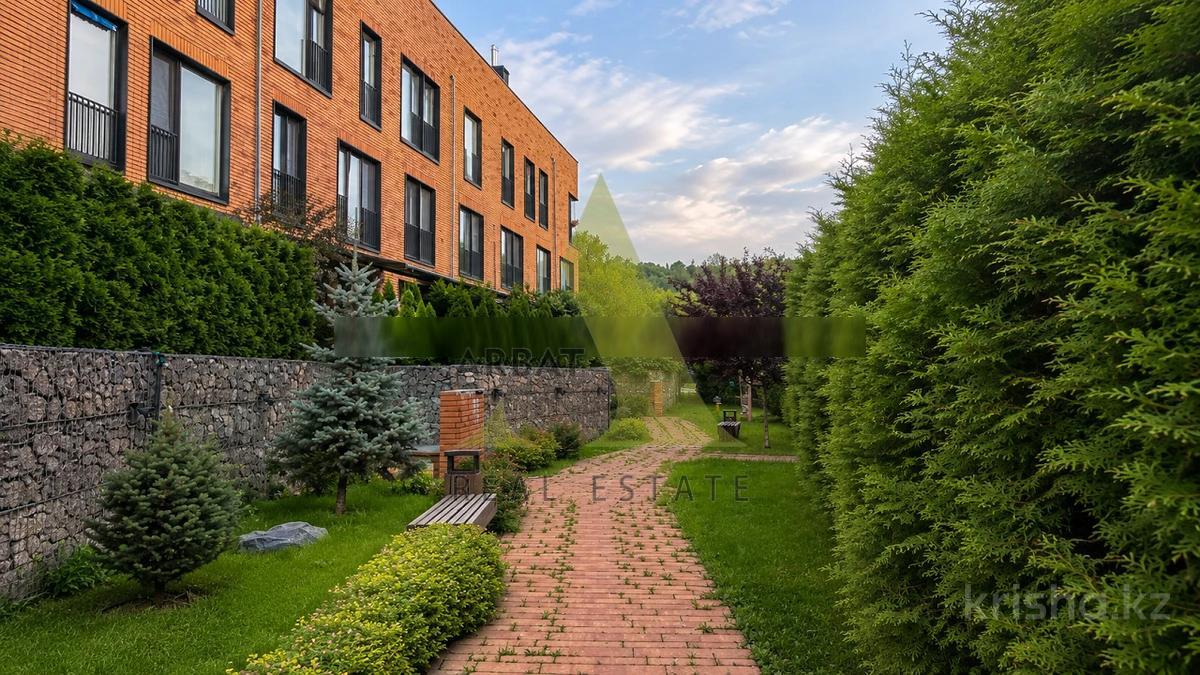 Фото Квартира, 3 комн, 101 м², 1/3 эт.