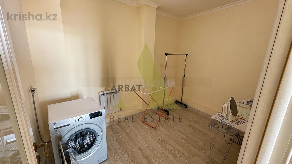 Фото Квартира, 4 комн, 192.8 м², 4/9 эт., 2010 г.п.