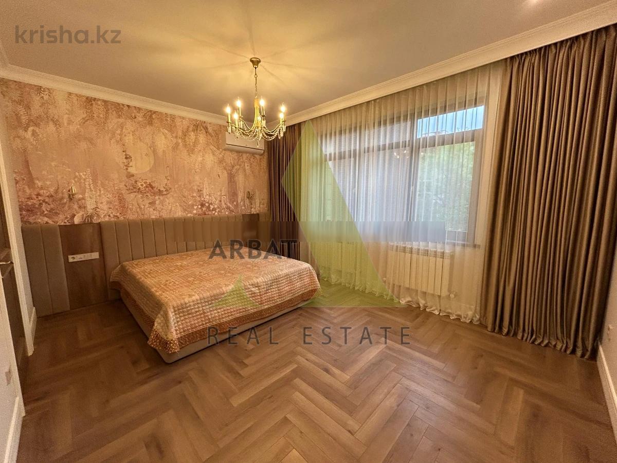 Фото Квартира, 4 комн, 150 м², 1/6 эт., 2012 г.п.