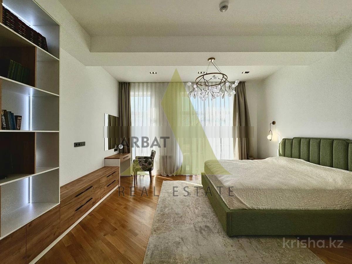 Фото Квартира, 4 комн, 210 м², 2/3 эт., 2020 г.п.