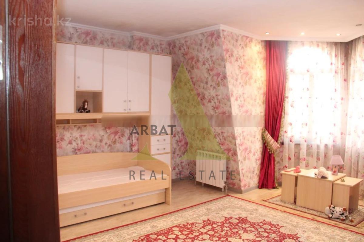 Фото Квартира, 11 комн, 420 м², 3/4 эт., 2011 г.п.