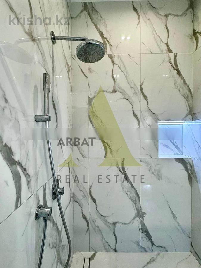 Фото Квартира, 4 комн, 210 м², 2/3 эт., 2020 г.п.