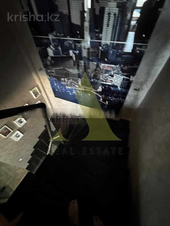 Фото Квартира, 5 комн, 211 м², 12/13 эт., 2015 г.п.