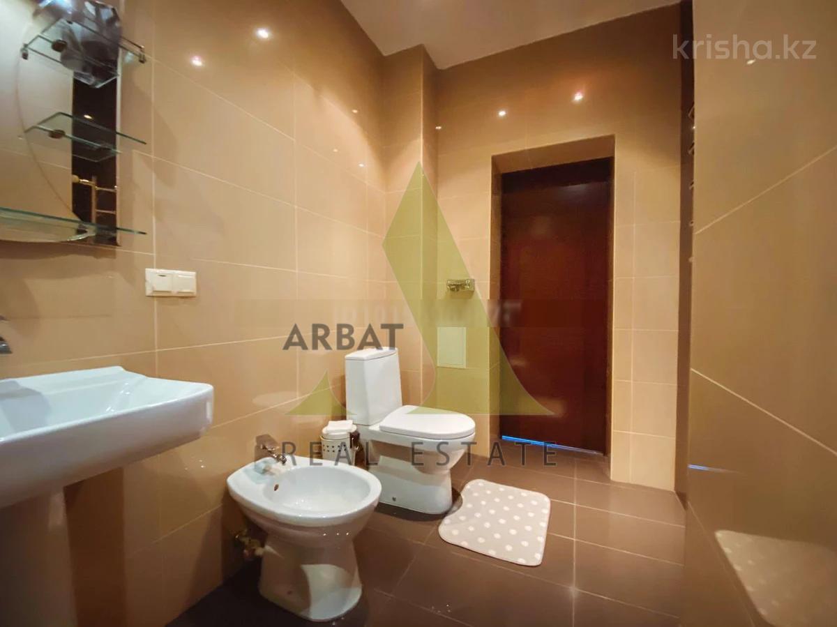 Фото Квартира, 4 комн, 200 м², 2/5 эт., 2010 г.п.