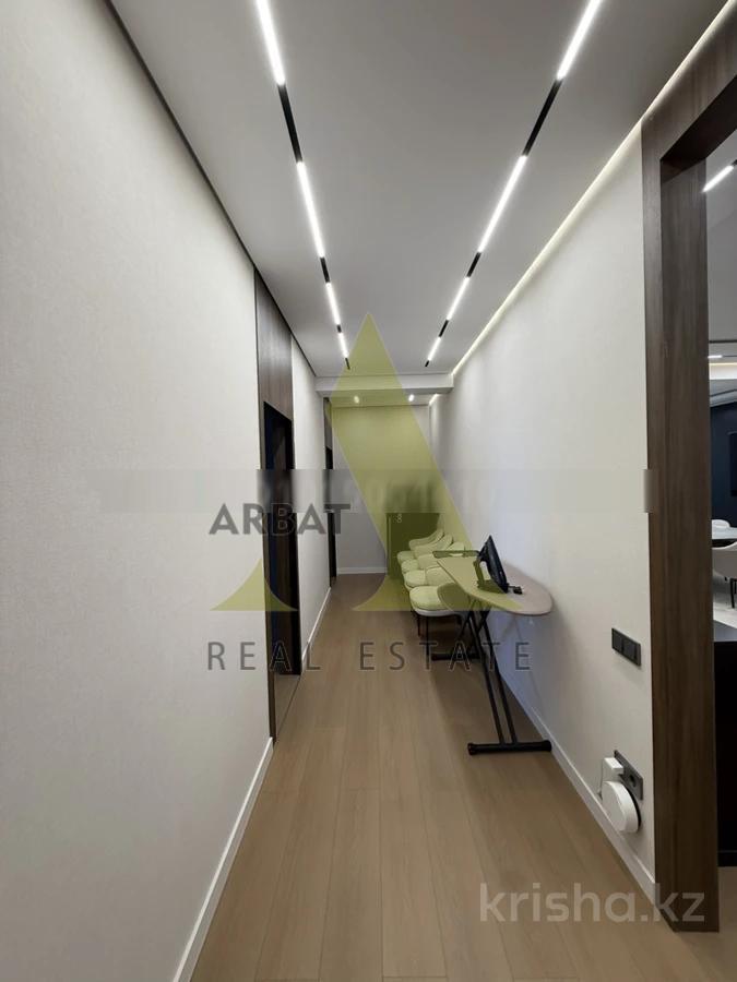Фото Квартира, 4 комн, 250 м², 3/7 эт., 2004 г.п.