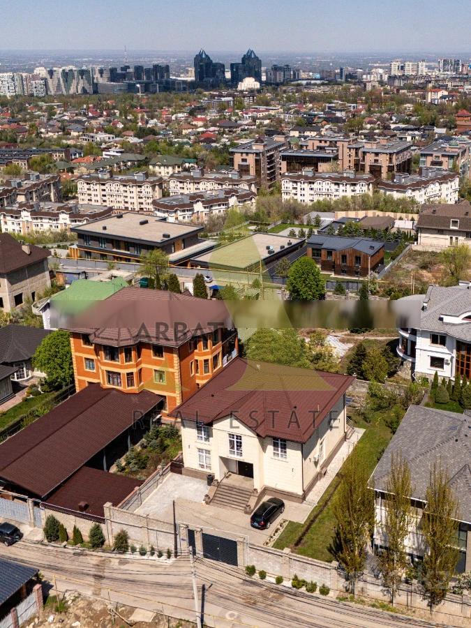 Фото Отдельный дом, 7 комн, 550м²