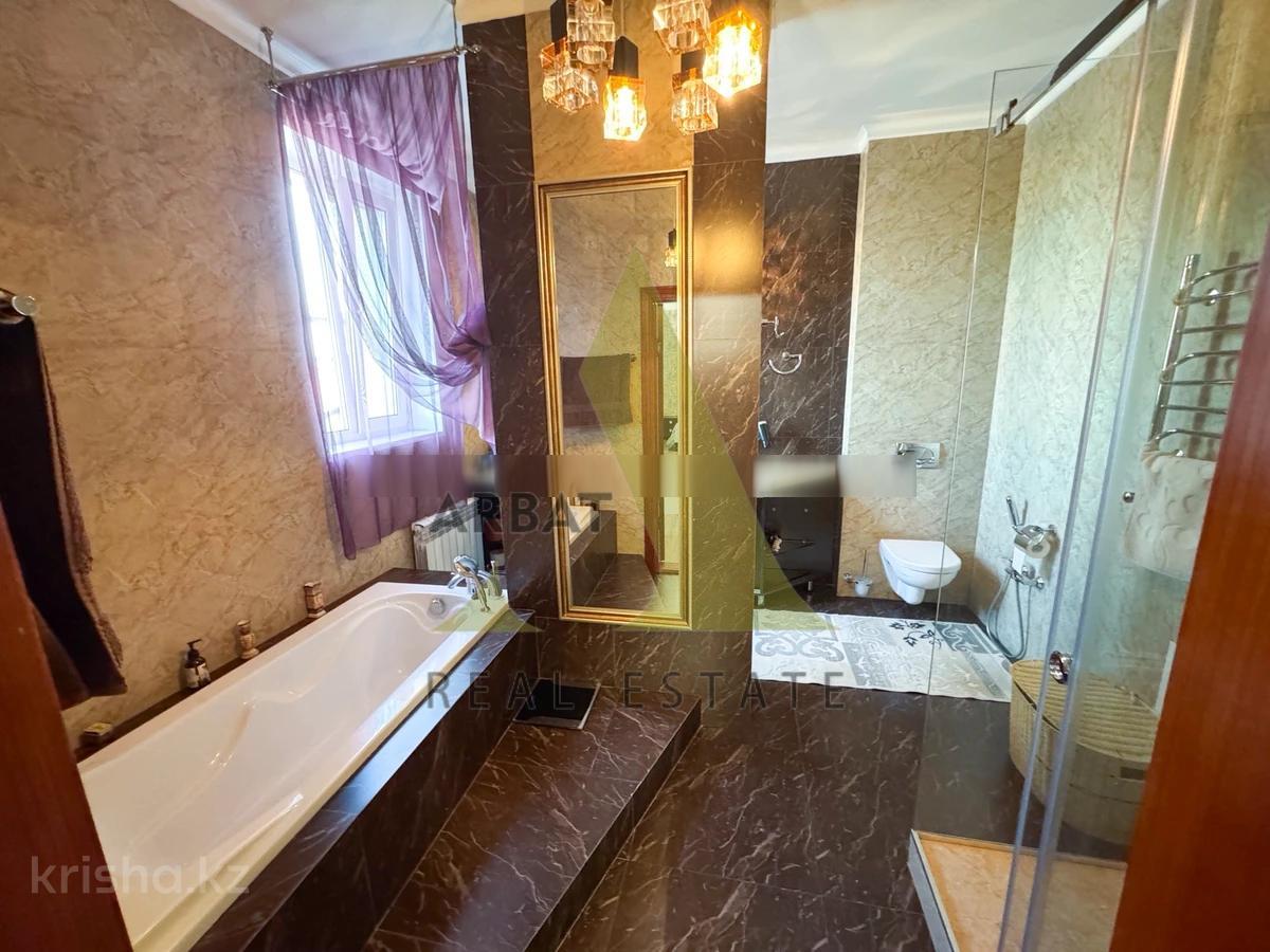 Фото Квартира, 6 комн, 400 м², 6/6 эт., 2010 г.п.