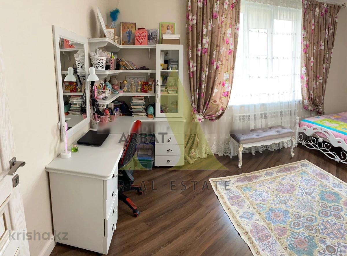 Фото Отдельный дом, 5 комн, 318.5м²