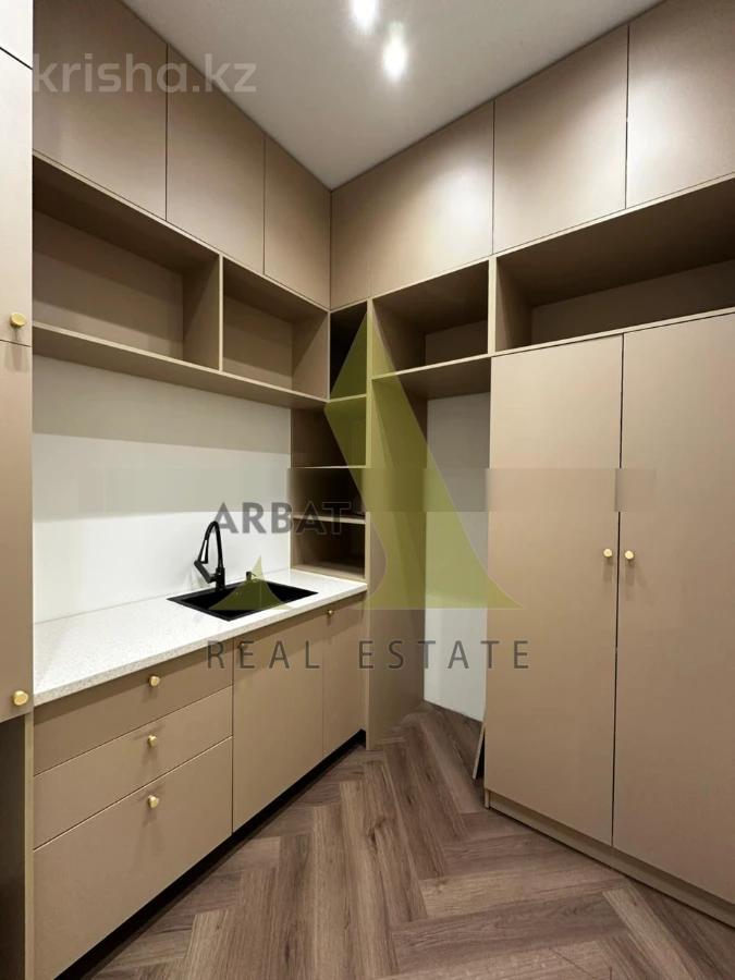 Фото Отдельный дом, 7 комн, 400м²