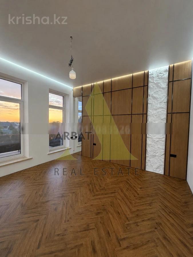 Фото Отдельный дом, 7 комн, 330м²