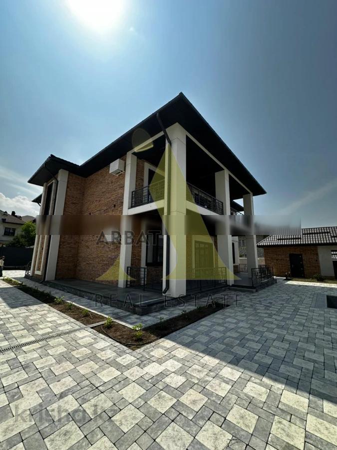 Фото Отдельный дом, 7 комн, 400м²
