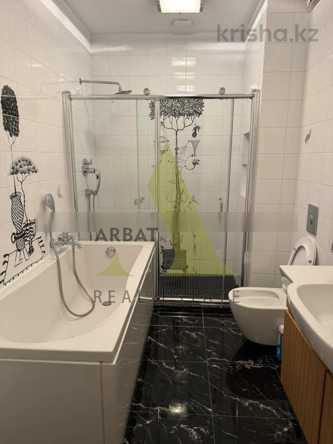 Фото Квартира, 5 комн, 220 м², 1/2 эт., 2006 г.п.