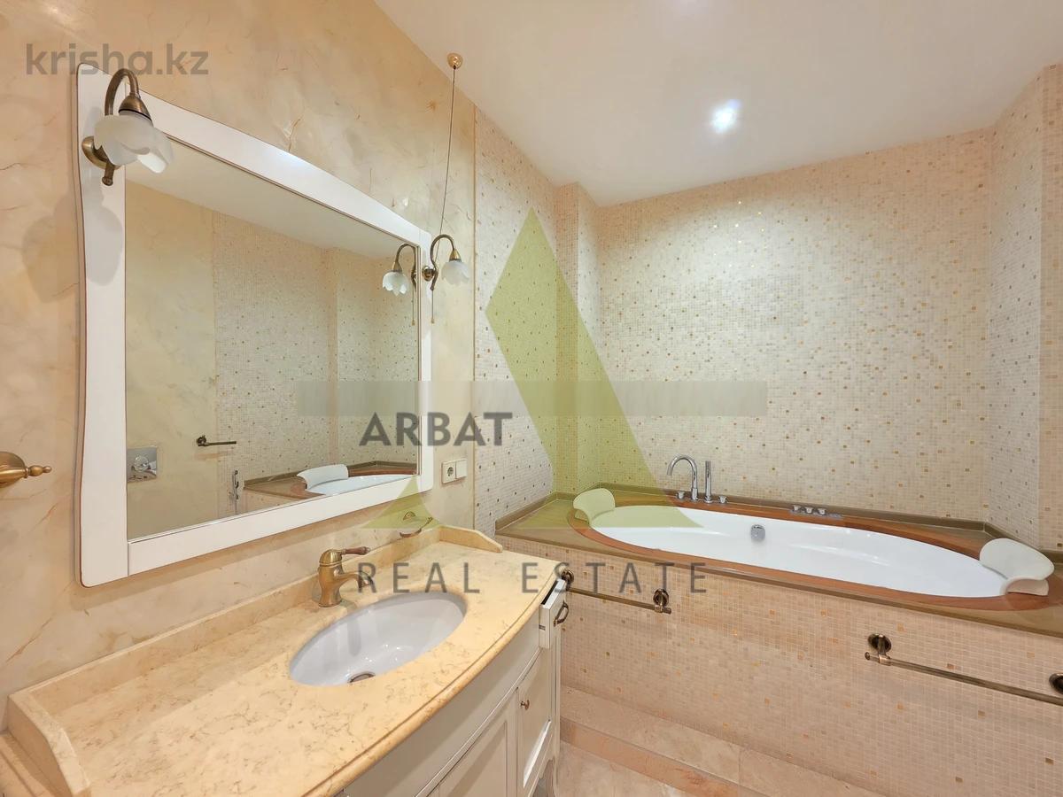 Фото Квартира, 4 комн, 170 м², 5/7 эт.