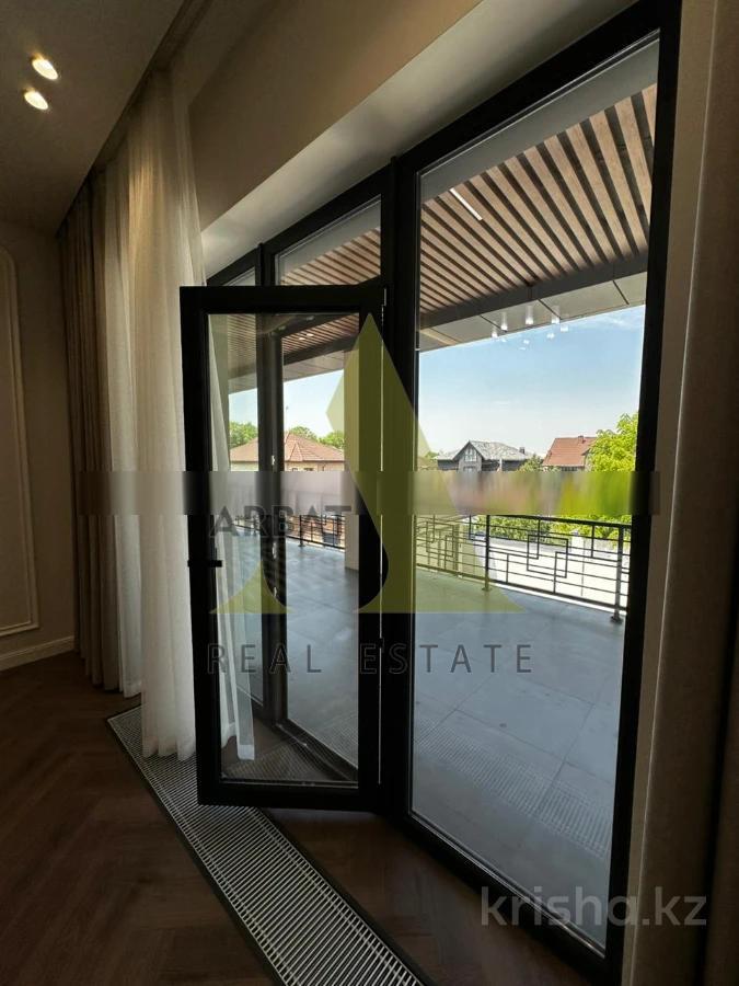 Фото Отдельный дом, 7 комн, 400м²
