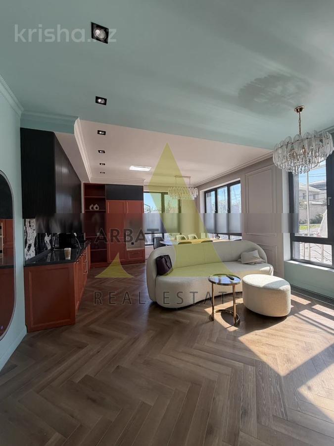 Фото Квартира, 6 комн, 380 м², 1/3 эт.