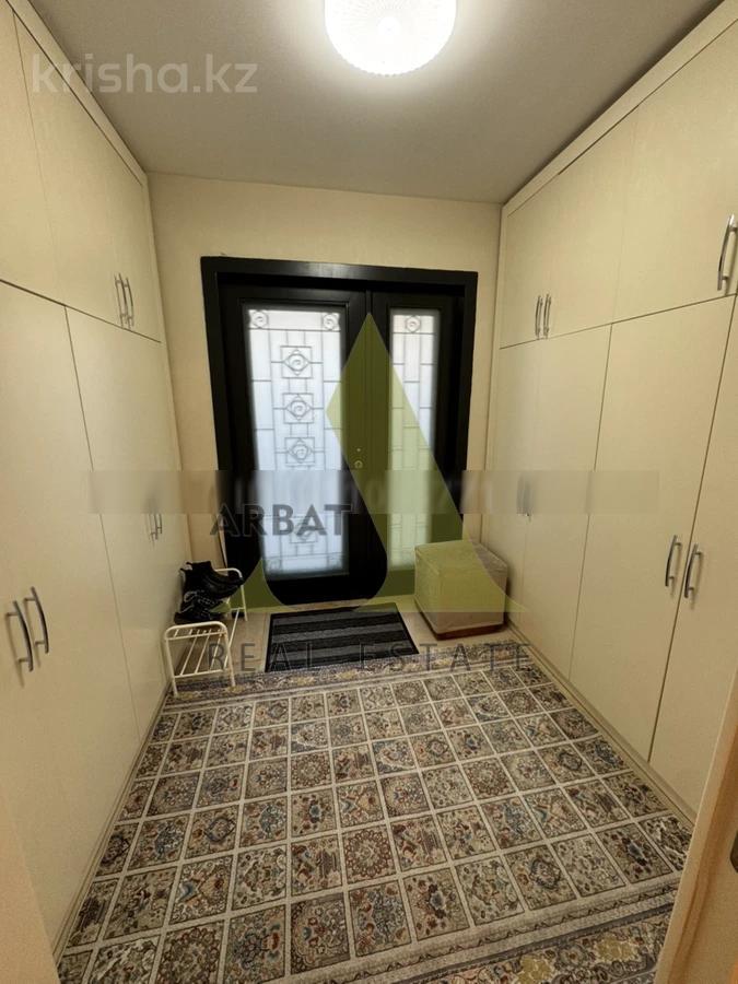 Фото Квартира, 5 комн, 220 м², 2 эт., 2007 г.п.