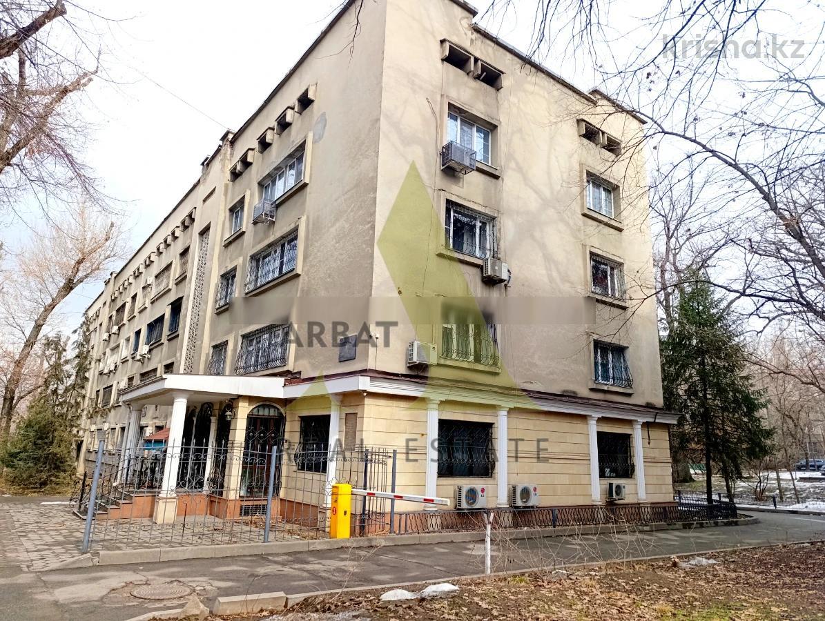 Фото Квартира, 3 комн, 138 м², 4/4 эт., 1978 г.п.